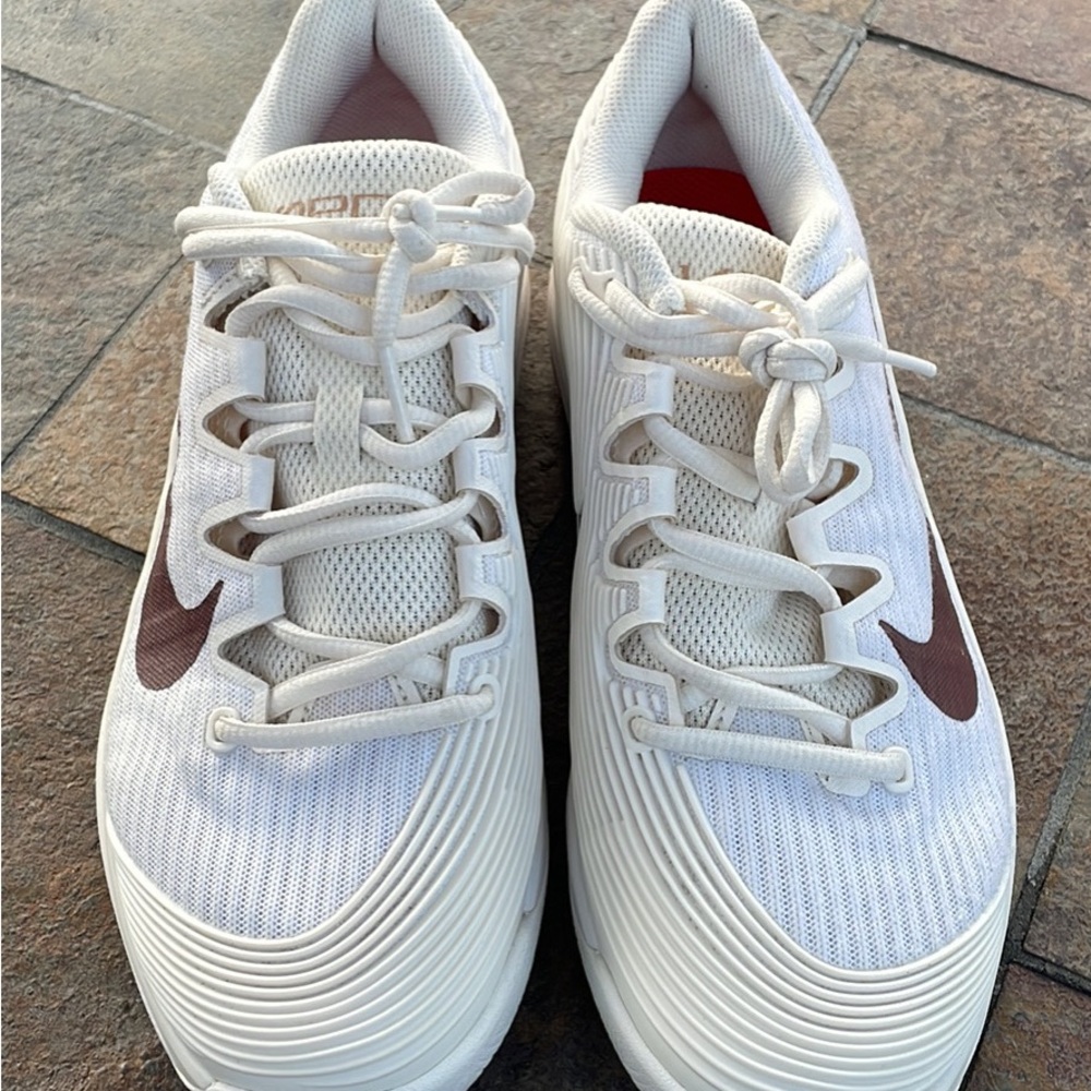 Nike Zoom Vapor 12 HC Tennis Hard Court Pale Ivory FV5554-109 Women 7.5